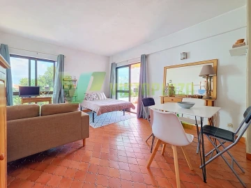 Apartamento para Venda em Lagos (São Sebastião e Santa Maria)