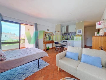 Apartamento para Venda em Lagos (São Sebastião e Santa Maria)