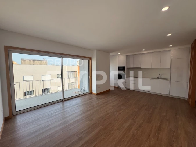 Apartamento T1 para Venda em Oliveira do Douro Foto 4