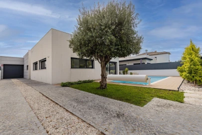 Moradia T3 para Venda em Sesimbra (Castelo)