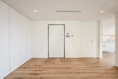 Apartamento T3 para Venda em Glória e Vera Cruz
