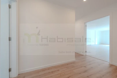 Apartamento T3 para Venda em Mina de Água