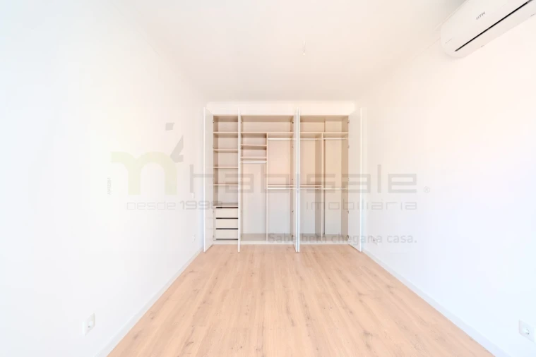 Apartamento T3 para Venda em Mina de Água Foto 12