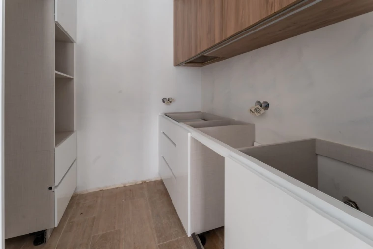 Apartamento T1 para Venda em Nazare Foto 5