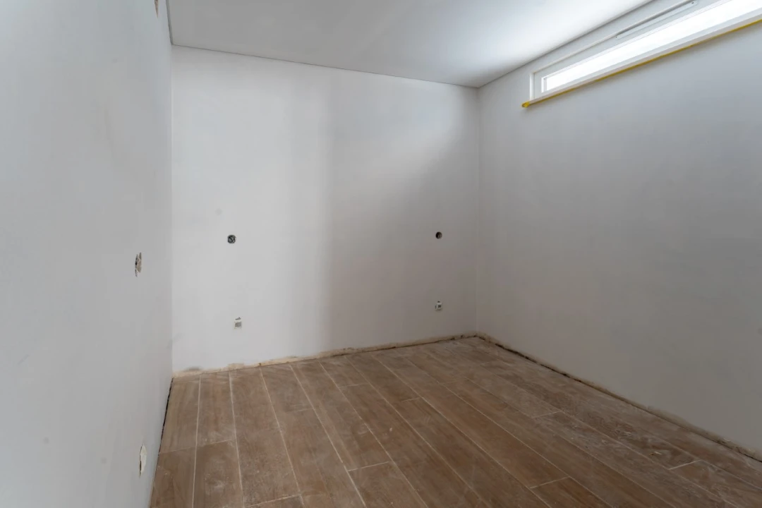 Apartamento T1 para Venda em Nazare Foto 6
