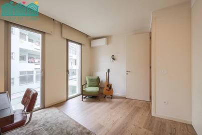 Apartamento T2 para Venda em Glória e Vera Cruz
