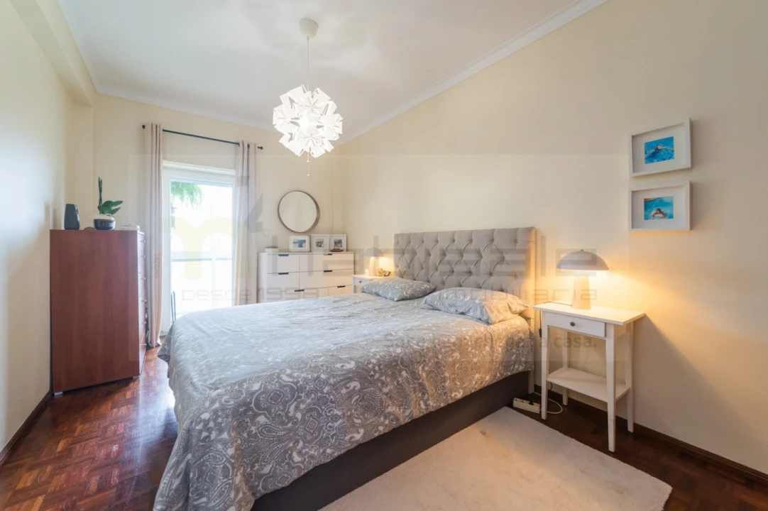 Apartamento T2 para Venda em Algueirão-Mem Martins Foto 32