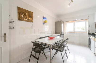 Apartamento T2 para Venda em Algueirão-Mem Martins