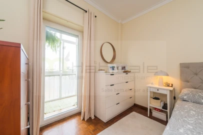 Apartamento T2 para Venda em Algueirão-Mem Martins