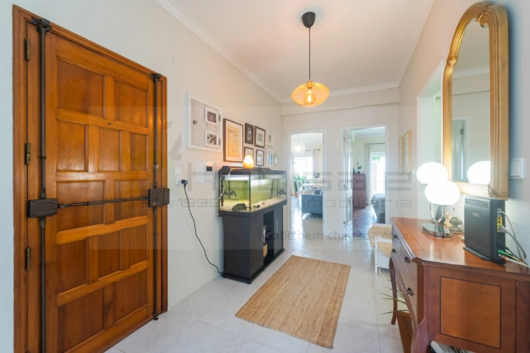 Apartamento T2 para Venda em Algueirão-Mem Martins Foto 5