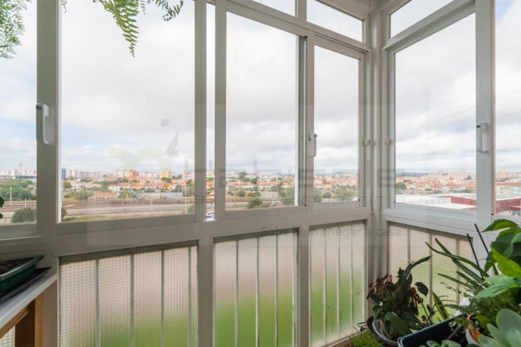 Apartamento T2 para Venda em Algueirão-Mem Martins Foto 11