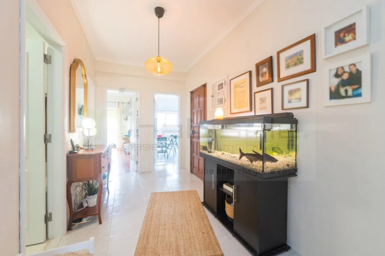 Apartamento T2 para Venda em Algueirão-Mem Martins Foto 17