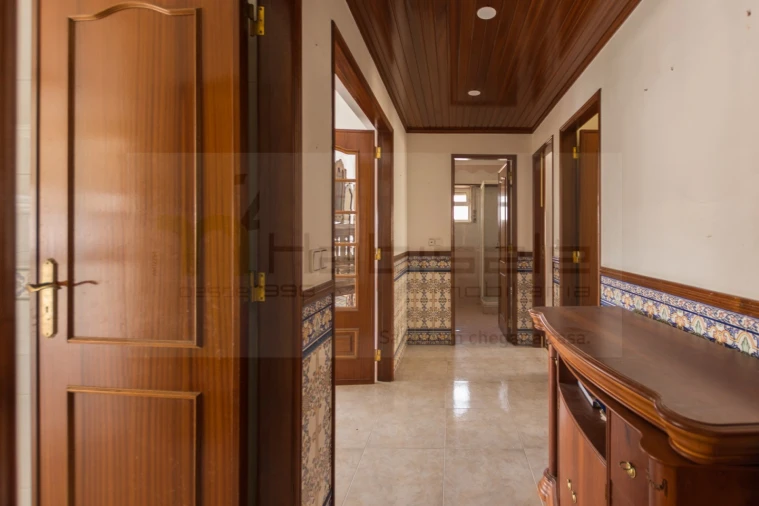 Apartamento T2 para Venda em Ramada e Caneças Foto 7