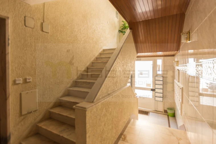 Apartamento T2 para Venda em Ramada e Caneças Foto 20