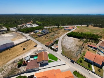 Moradia T3 para Venda em Marinha das Ondas