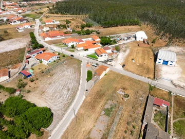 Moradia T3 para Venda em Marinha das Ondas