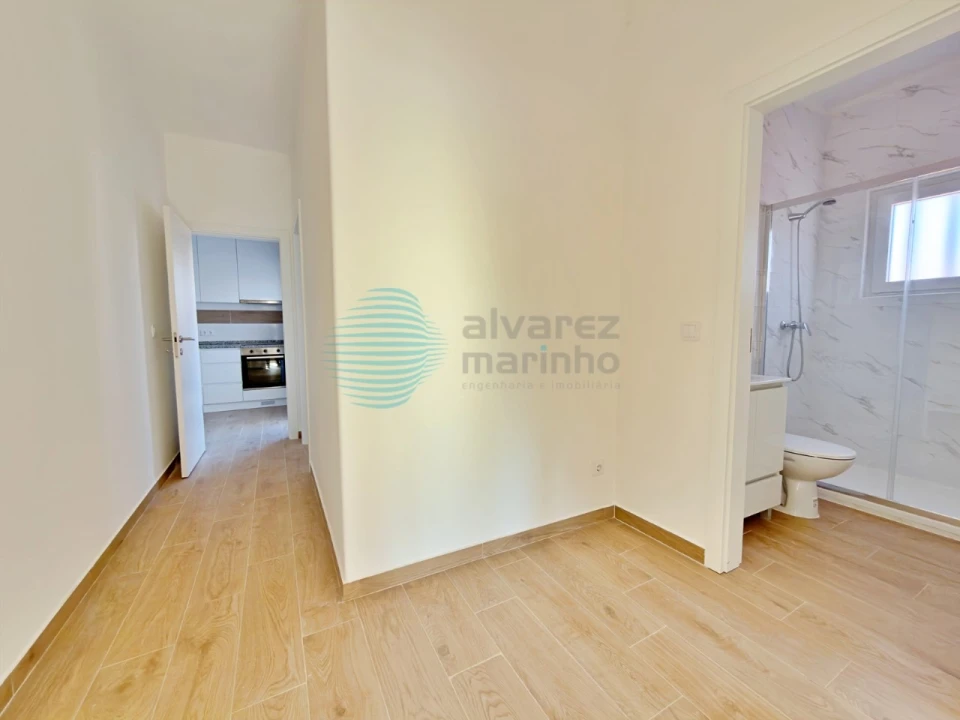 Apartamento T2 para Venda em Bombarral e Vale Covo Foto 2