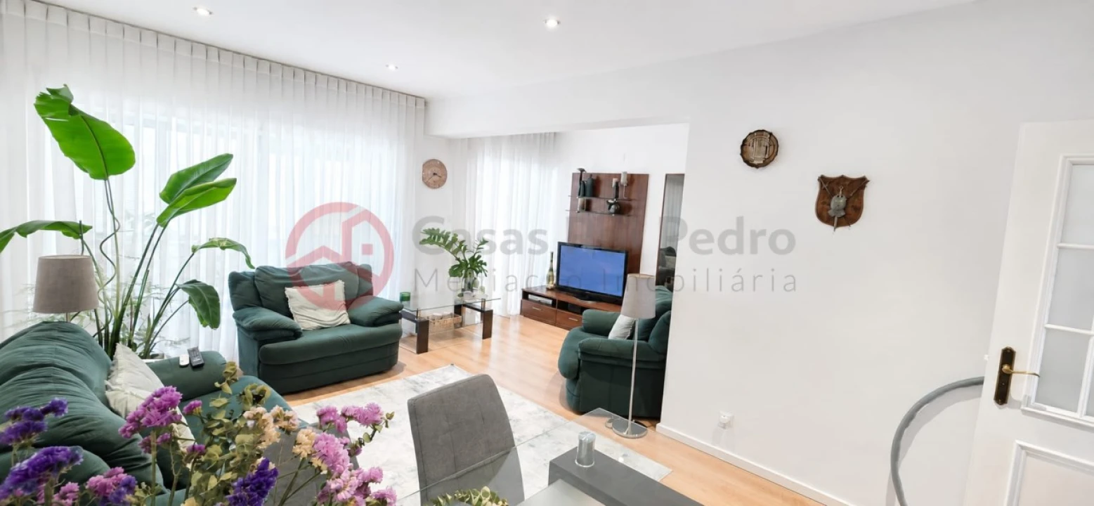 Apartamento T2 para Venda em Laranjeiro e Feijó Foto 7
