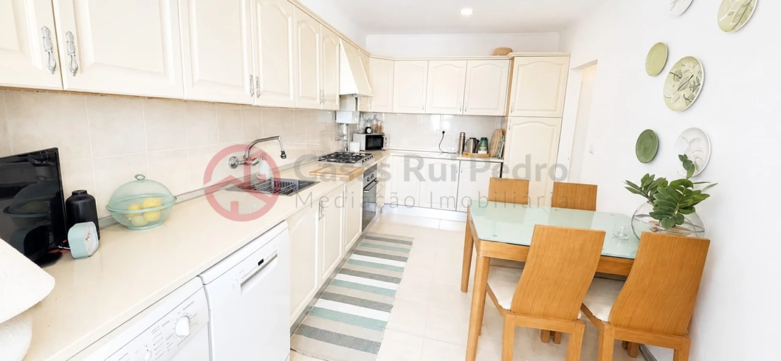 Apartamento T2 para Venda em Laranjeiro e Feijó Foto 13