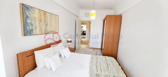 Apartamento T2 para Venda em Laranjeiro e Feijó