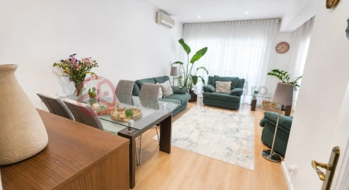 Apartamento T2 para Venda em Laranjeiro e Feijó