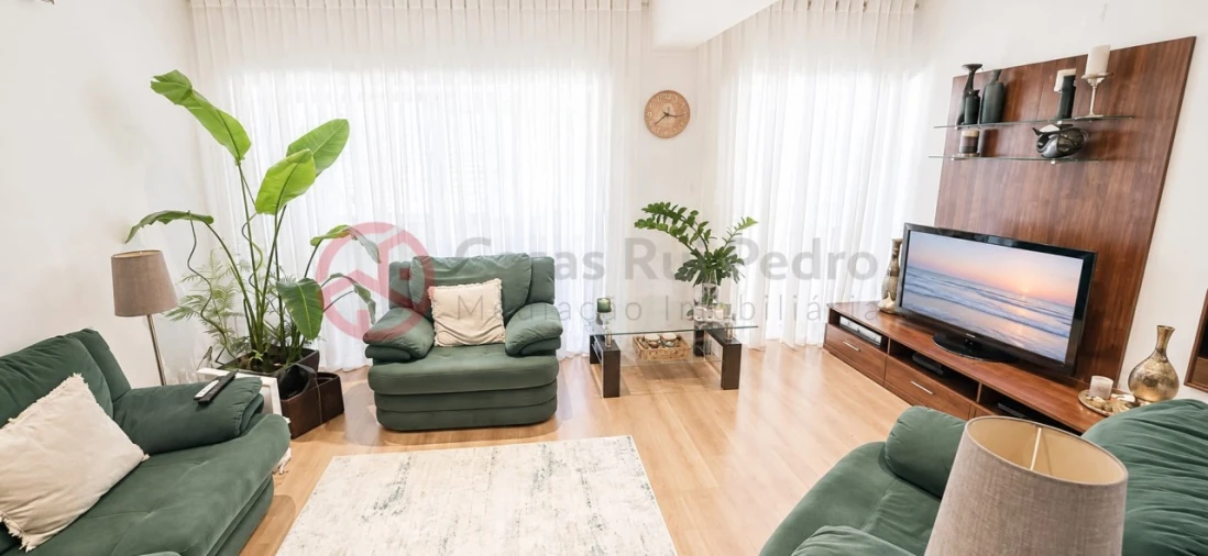 Apartamento T2 para Venda em Laranjeiro e Feijó Foto 8
