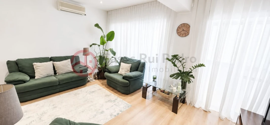 Apartamento T2 para Venda em Laranjeiro e Feijó Foto 10