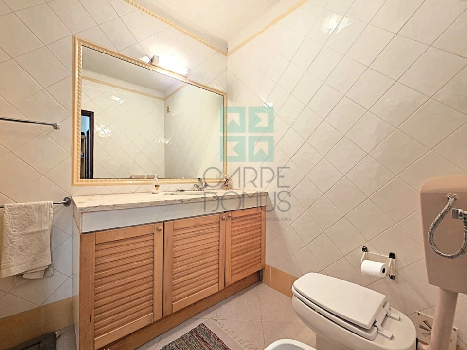 Apartamento T2 para Venda em Tavira (Santa Maria e Santiago) Foto 8