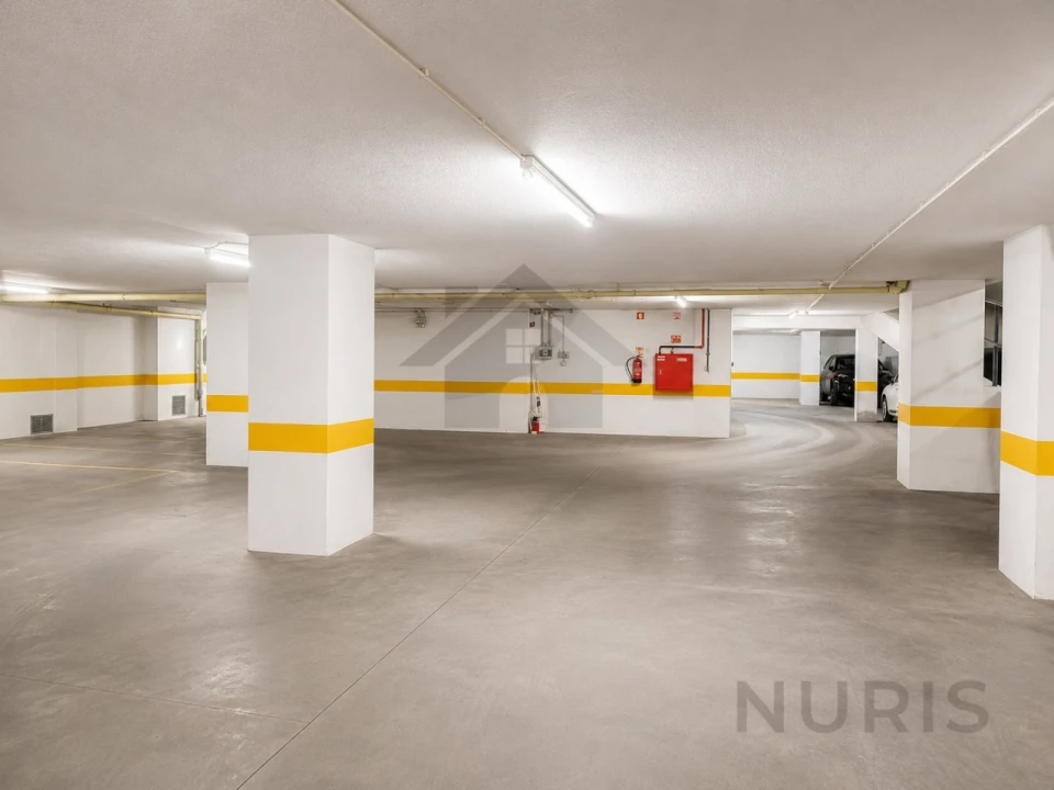 Apartamento T2 para Venda em Santo António dos Cavaleiros e Frielas Foto 16