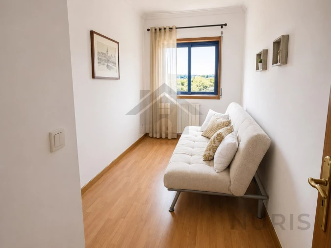 Apartamento T2 para Venda em Santo António dos Cavaleiros e Frielas Foto 5