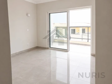 Moradia T4 para Venda em Lagos (São Sebastião e Santa Maria)