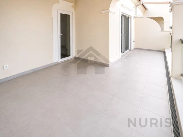 Moradia T4 para Venda em Lagos (São Sebastião e Santa Maria)