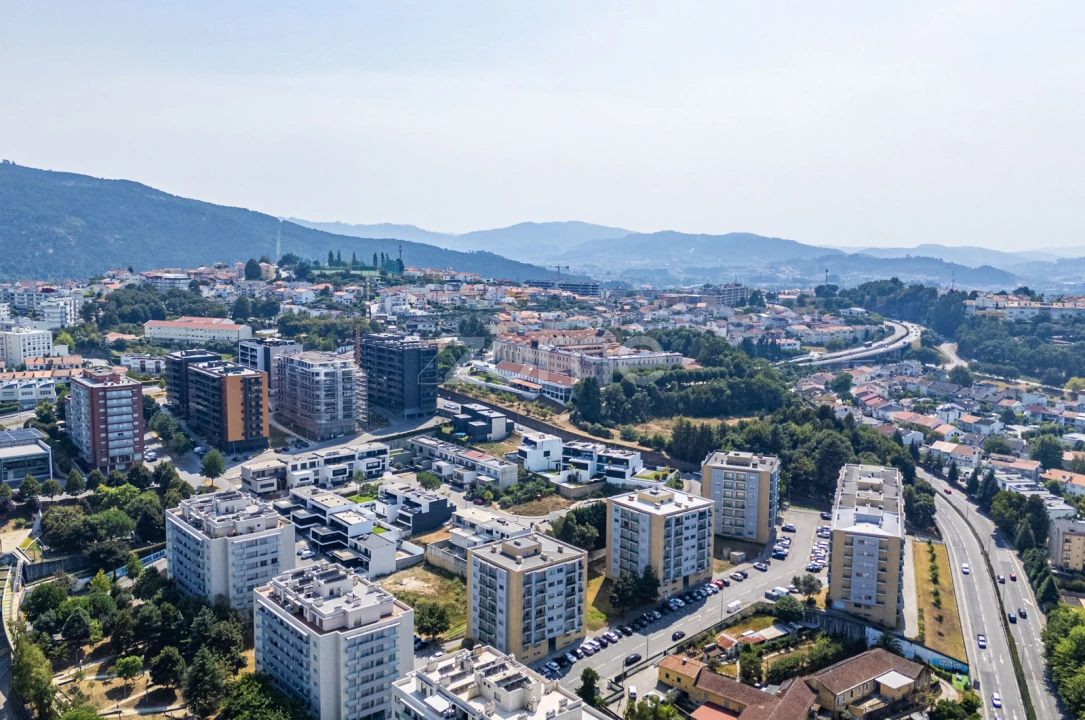 Apartamento T3 para Venda em Nogueira, Fraião e Lamaçães Foto 31