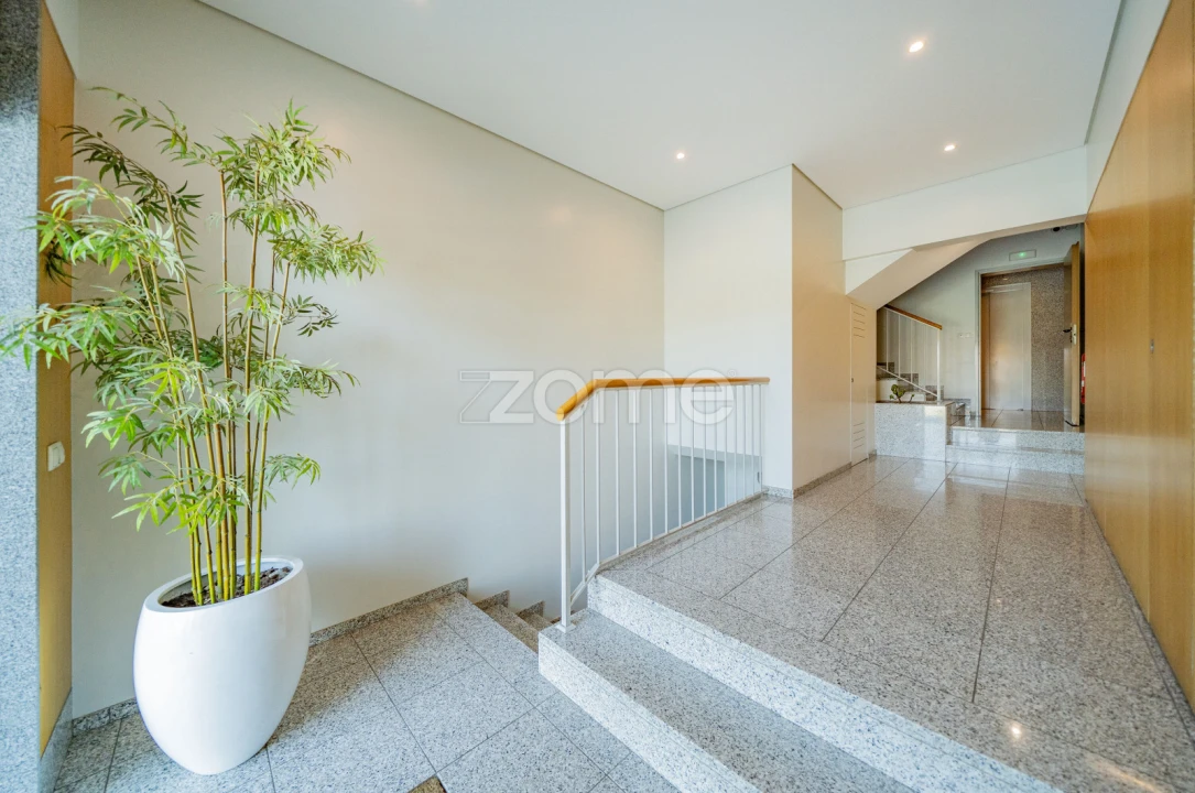 Apartamento T3 para Venda em Nogueira, Fraião e Lamaçães Foto 4