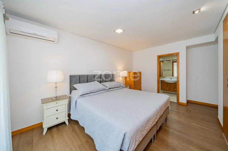 Apartamento T3 para Venda em Nogueira, Fraião e Lamaçães Foto 40