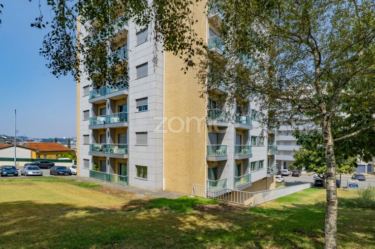 Apartamento T3 para Venda em Nogueira, Fraião e Lamaçães Foto 15