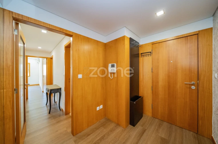 Apartamento T3 para Venda em Nogueira, Fraião e Lamaçães Foto 6