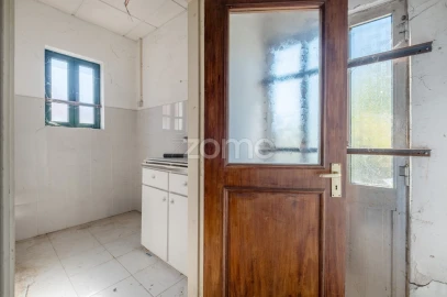 Moradia T4 para Venda em Pedrouços
