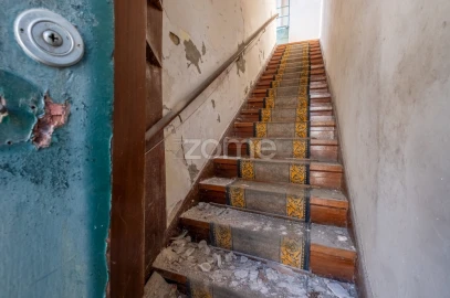 Moradia T4 para Venda em Pedrouços