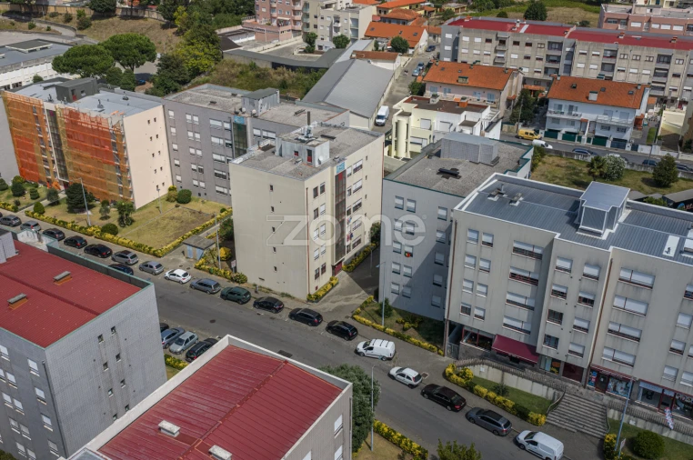 Apartamento T2 para Venda em Avintes Foto 17