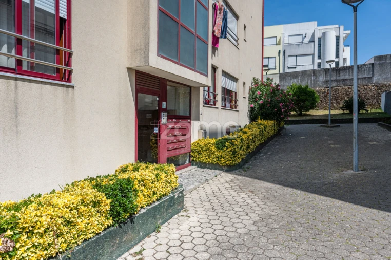 Apartamento T2 para Venda em Avintes Foto 15
