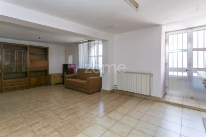 Moradia T3 para Venda em Azinhoso