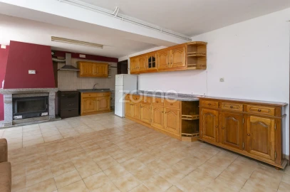 Moradia T3 para Venda em Azinhoso
