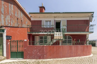 Moradia T3 para Venda em Azinhoso