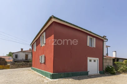 Moradia T3 para Venda em Azinhoso