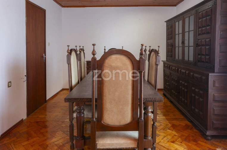 Moradia T3 para Venda em Azinhoso Foto 35