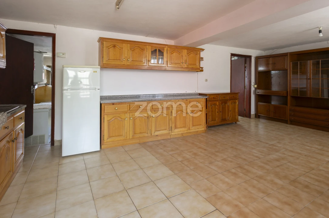 Moradia T3 para Venda em Azinhoso Foto 12