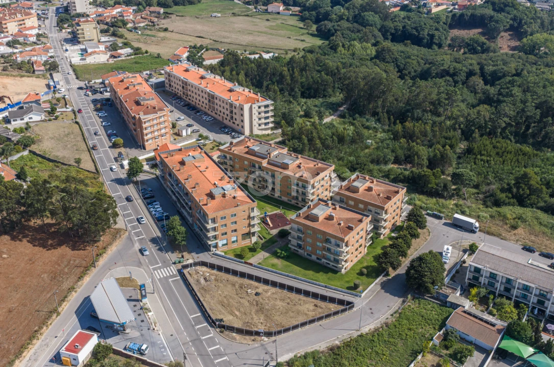 Apartamento T2 para Venda em São Felix da Marinha Foto 24