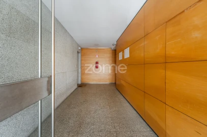 Apartamento T2 para Venda em São Felix da Marinha