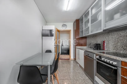 Apartamento T2 para Venda em São Felix da Marinha